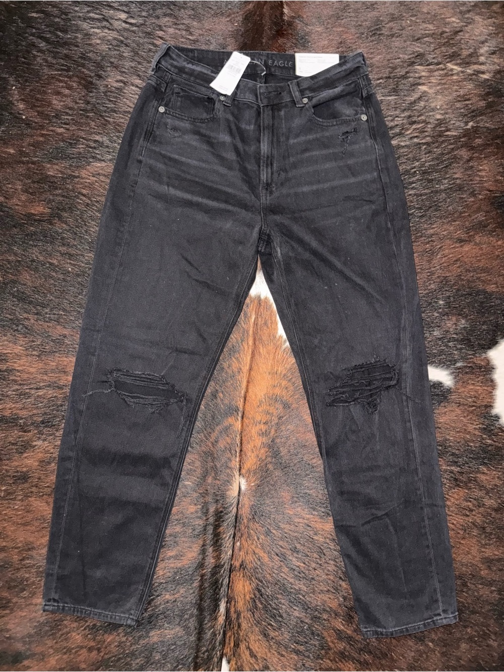 American Eagle Outfitters Black Slim Straight Women’s Jeans with Knee Distress